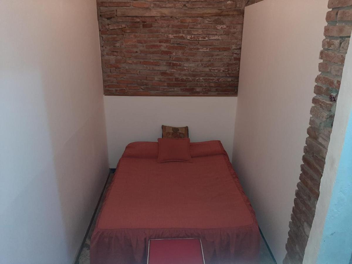 Plaza Hostel Sj 2 Сальта Экстерьер фото