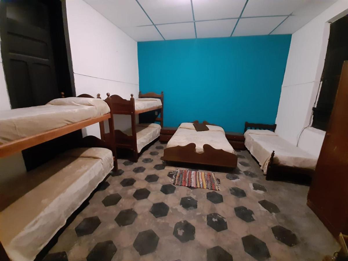 Plaza Hostel Sj 2 Сальта Экстерьер фото